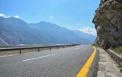 gray concrete road during daytime